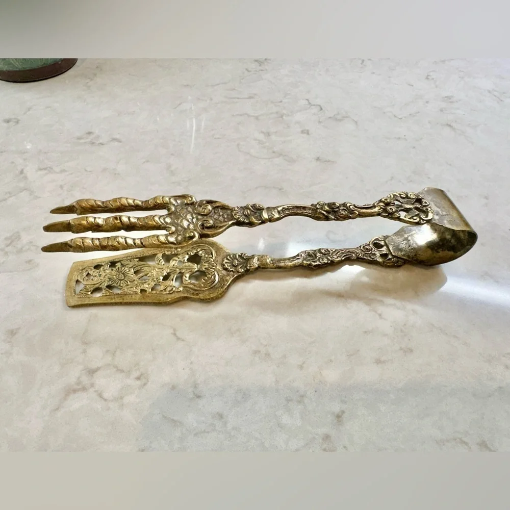 ELEGANT, BRASS SERVING TONGS, MARKED, BORDINI ITALY.